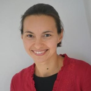 Dr. Oksana Koryak